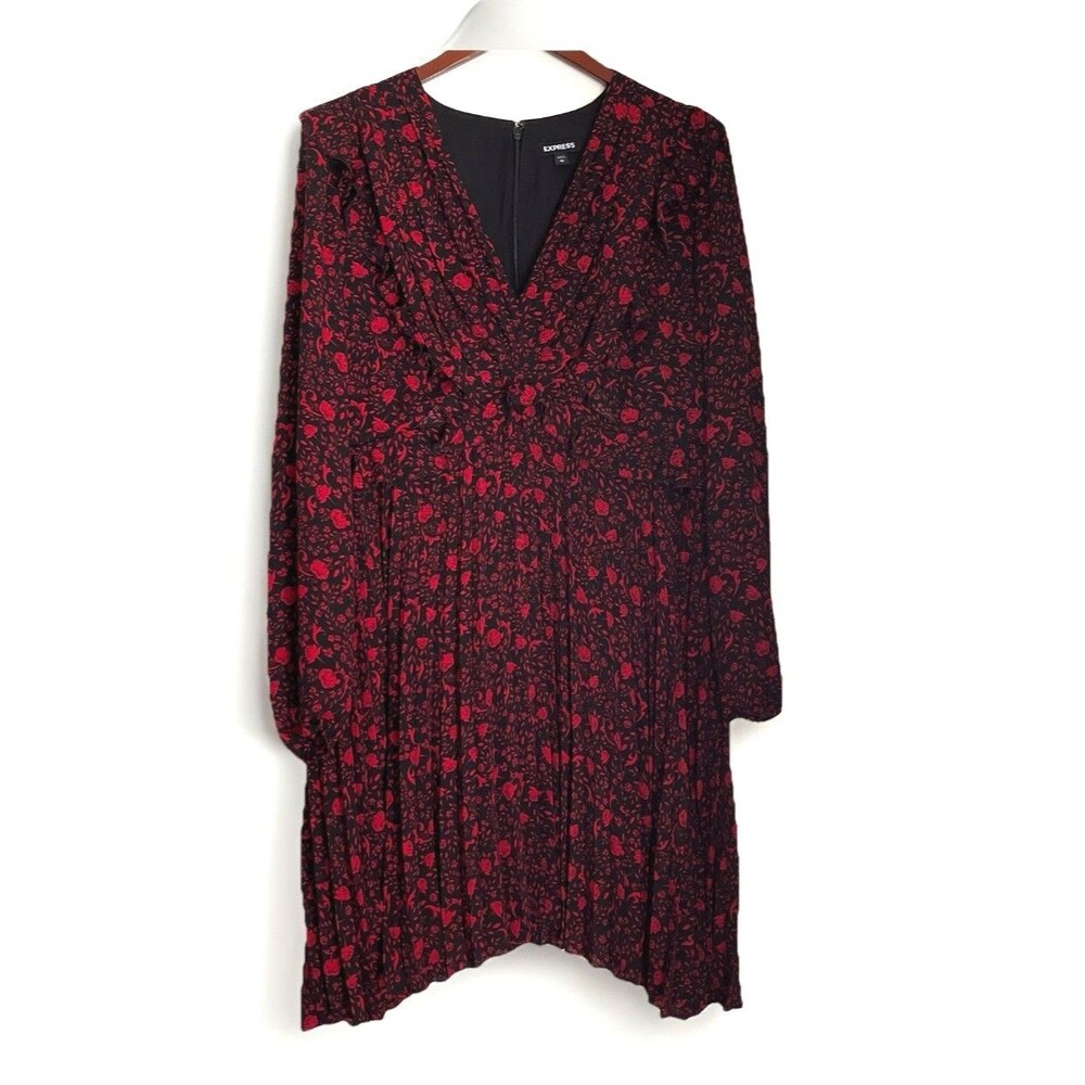 Express Roses Dress XL Ruffle Pleated Red Black Cottagecore Whimsigoth Romantic
